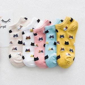 Adorable Cat-Themed Ankle Socks for Fashion-Forward Women