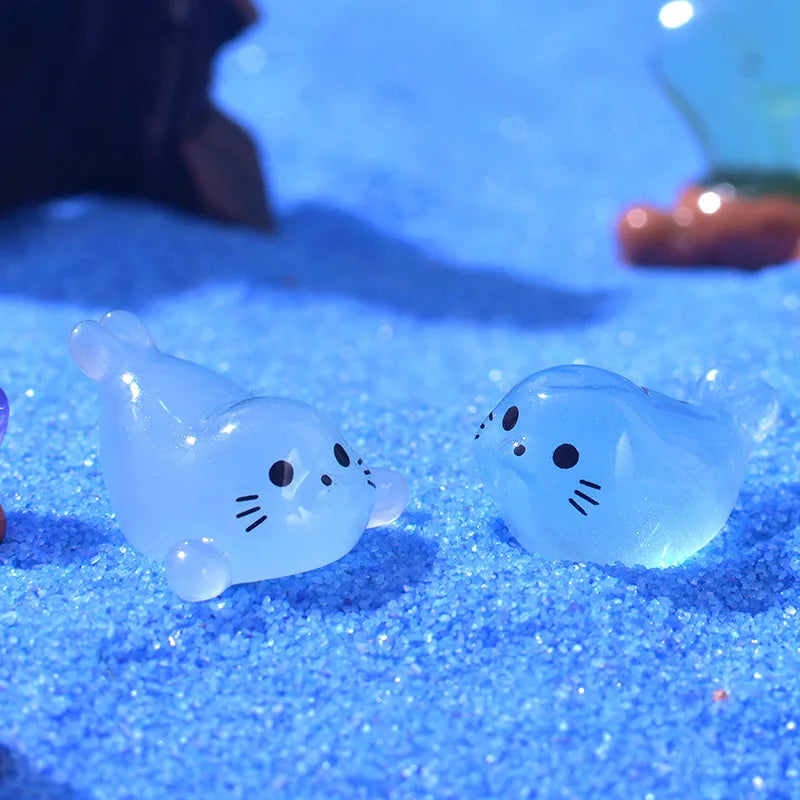 Kawaii Luminous Mini Seal Pup Figurines – Glow-In-The-Dark Marine Ornaments - Image 4