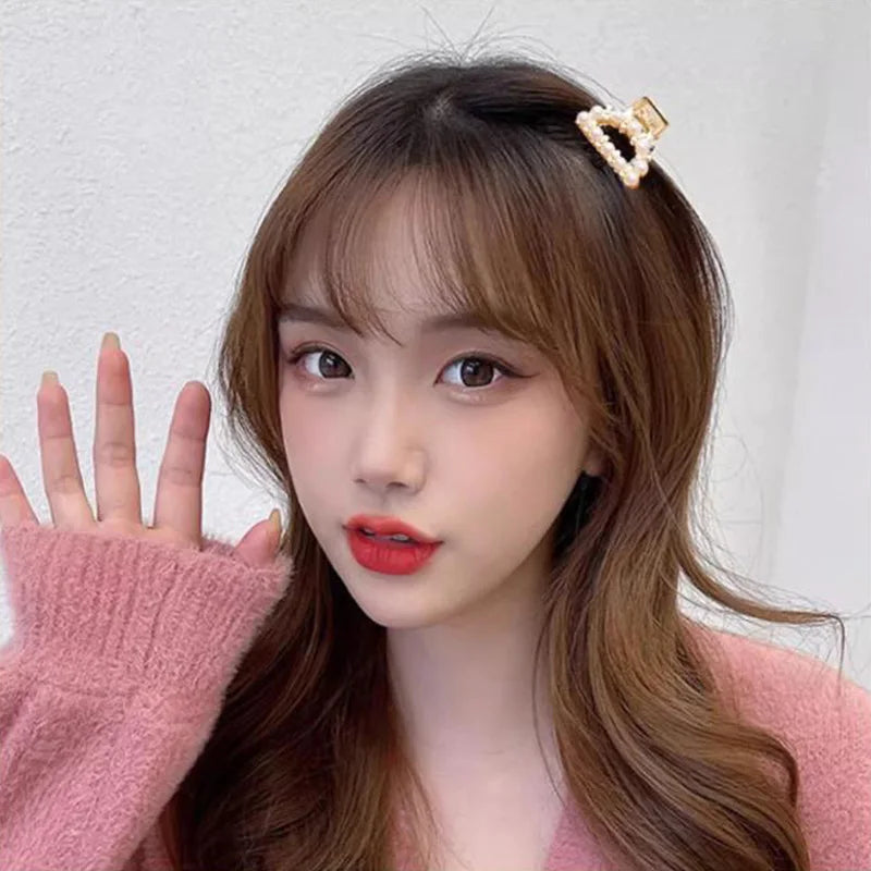 Elegant Rhinestone & Pearl Mini Hair Claws Set for Women and Girls - Image 5