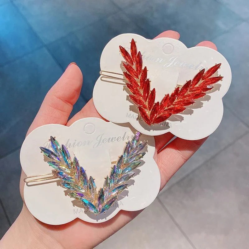 Luxury Shining Crystal Hair Clip – Elegant Korean V Shape Buckle Hairpins - Image 4