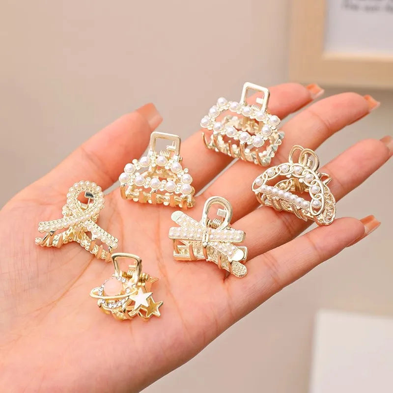 Elegant Rhinestone & Pearl Mini Hair Claws Set for Women and Girls - Image 10